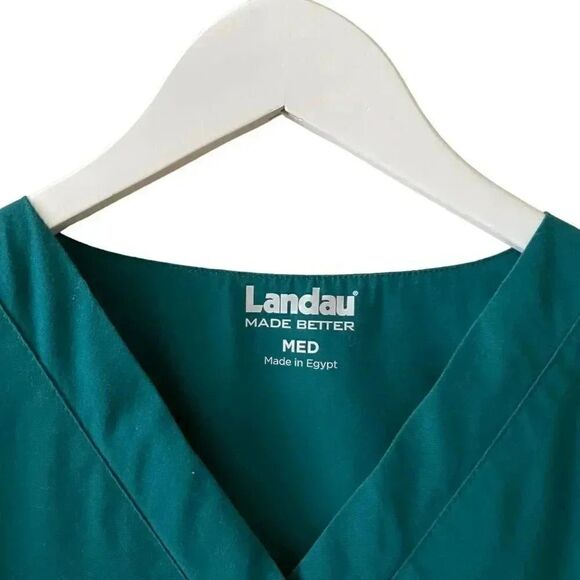 Landau Green V Neck Cotton Unisex Short Sleeves Scrub Top SZ M - Picture 2 of 11